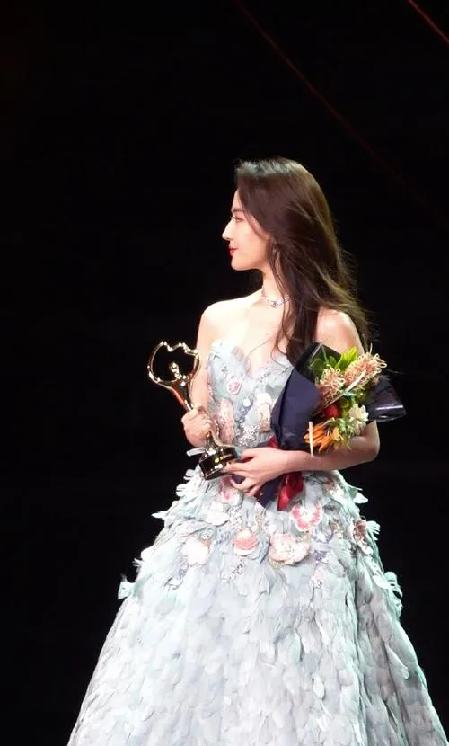 新城娱乐 App展示